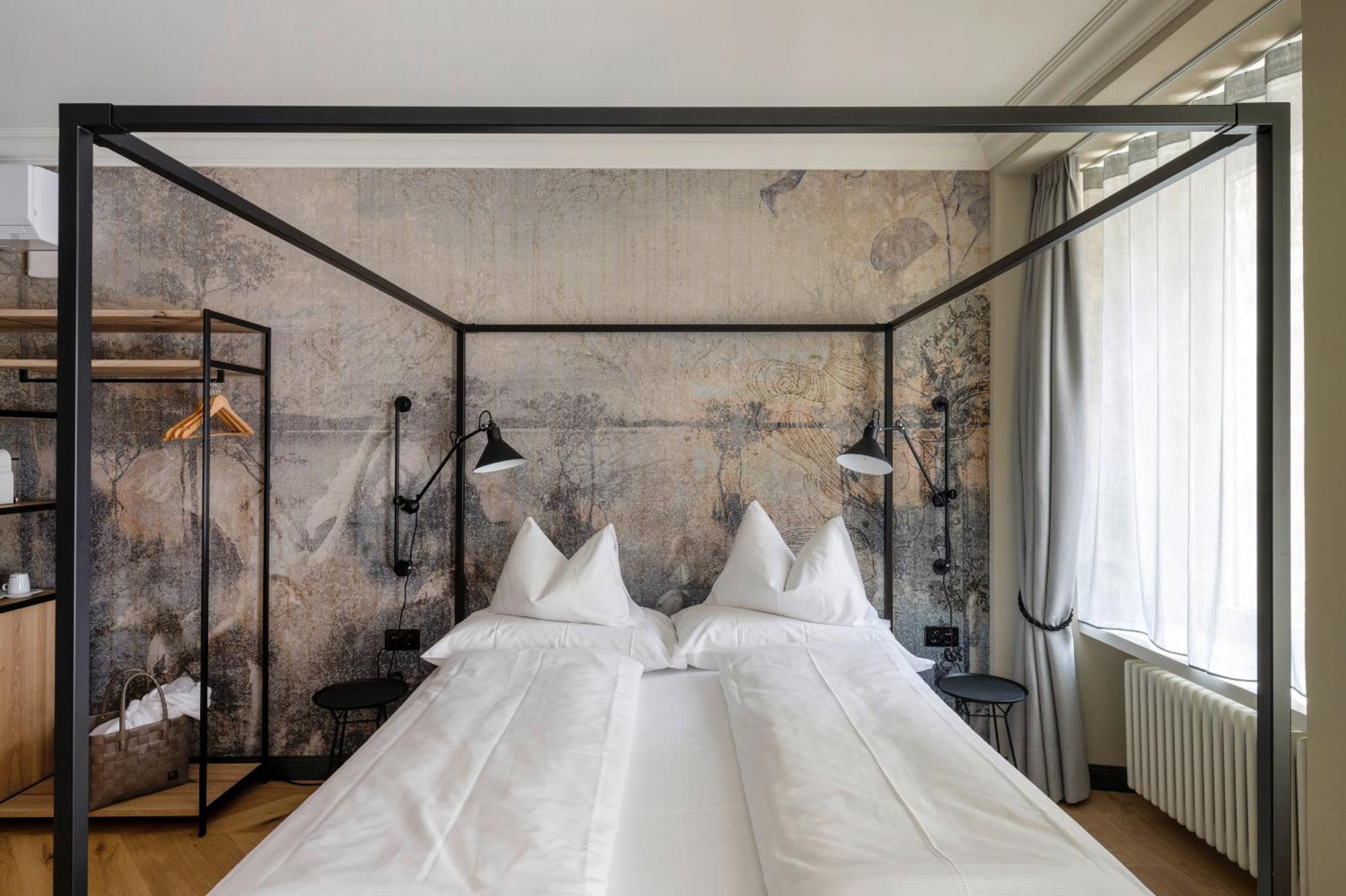Limmathof Baden - Historisches Haus & Spa Room photo